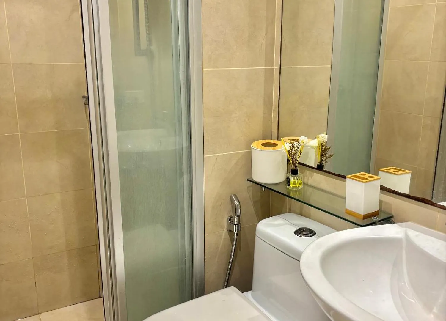 Elixirstaycation At Knightsbridge Residences Manila 0*,