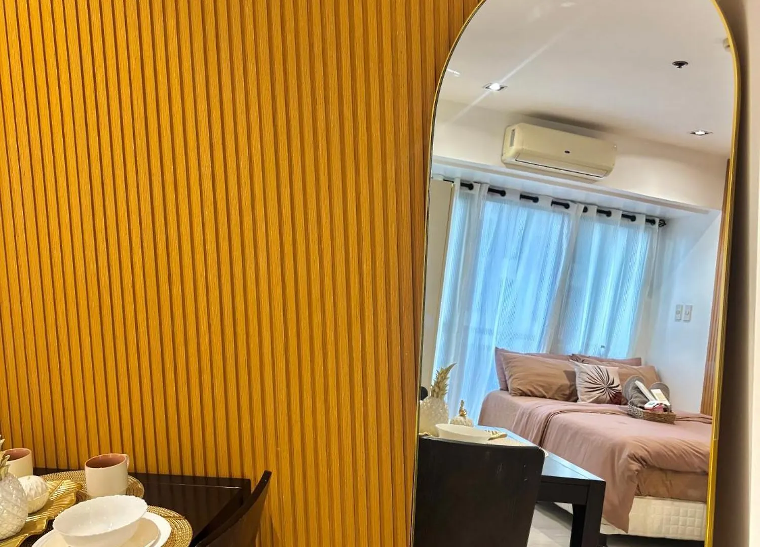 Aparthotel Elixirstaycation At Knightsbridge Residences Manila Philippines